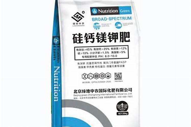 复合肥可以浇君子兰吗