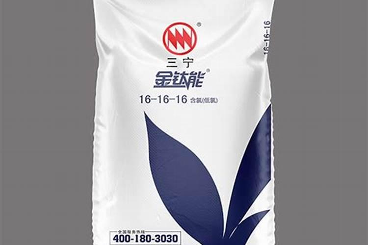 地栽月季施什么肥料最好(地栽月季花施肥开花多的技巧)