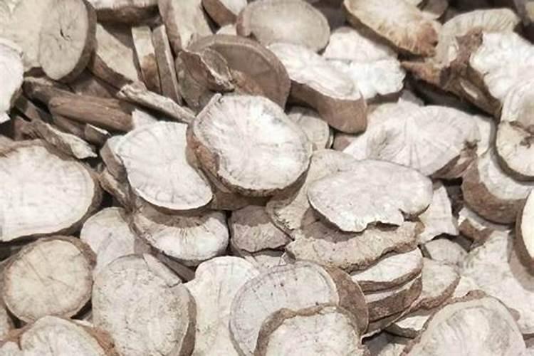 人工种植防己亩产量多少斤 防己和防风的区别是什么