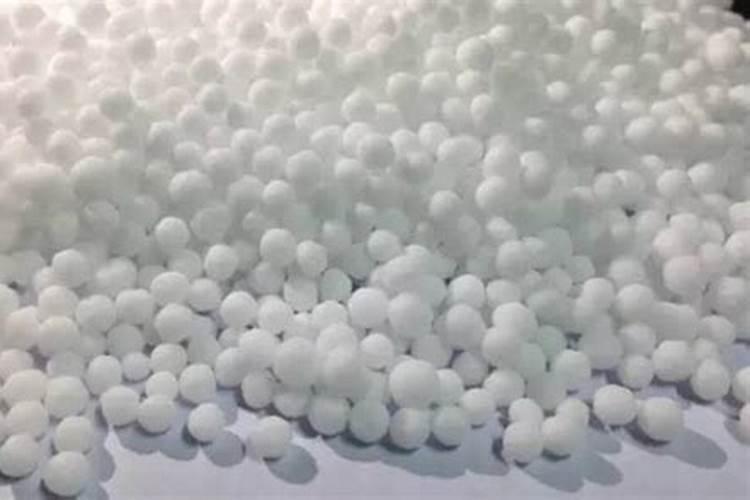 尿素和氮肥有什么区别