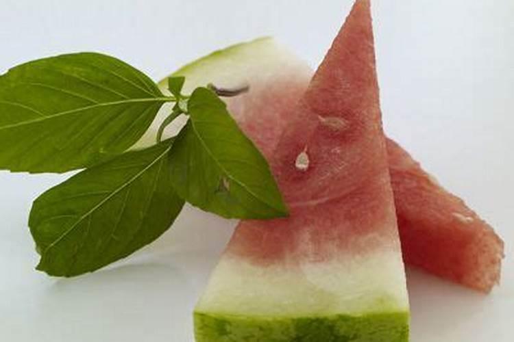 农户种植西瓜,一般多久追肥一次？追肥时要注意什么问题？