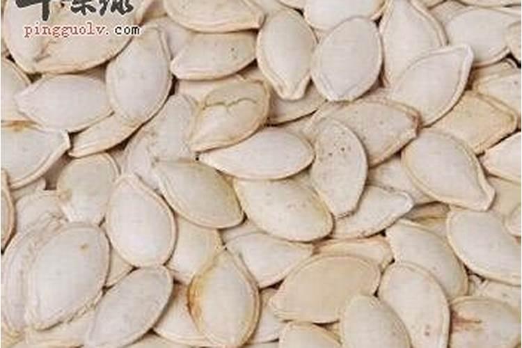 请问草莓果实可以直接栽在土里吗？