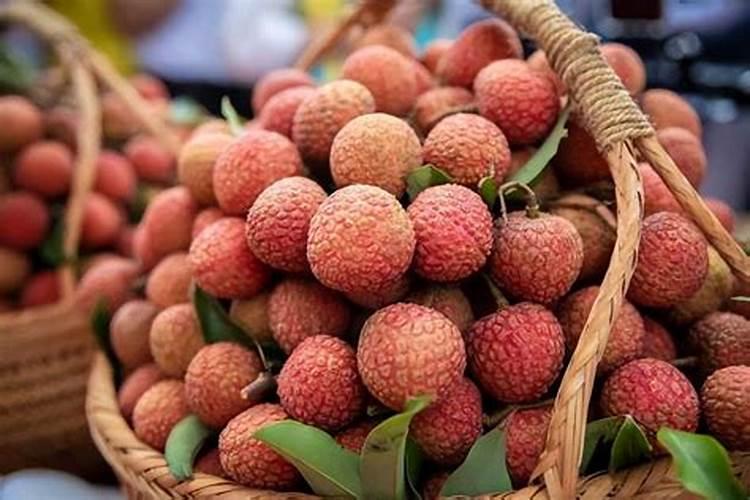 芸苔素和什么叶面肥混用在苗床上比较好？