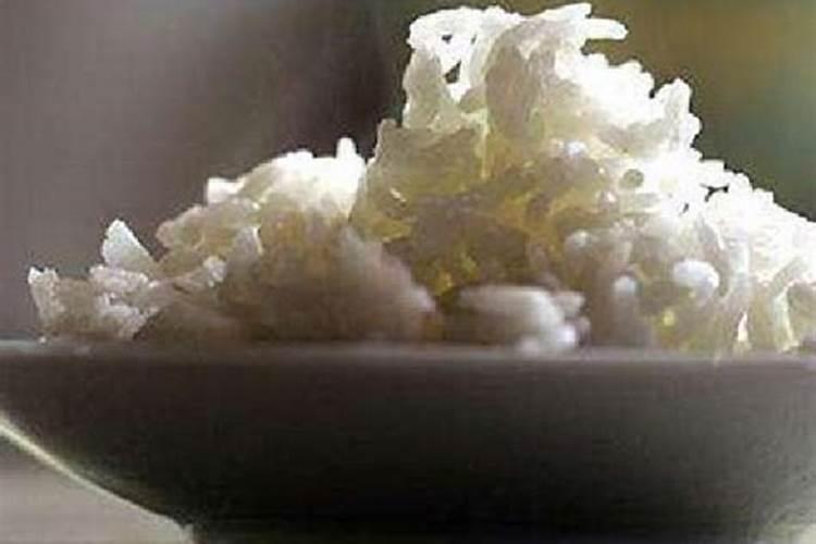 发霉了的大米可以埋在土里当肥料种庄稼吗？