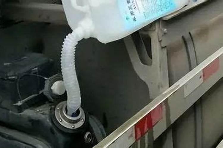 大客车加尿素起什么作用