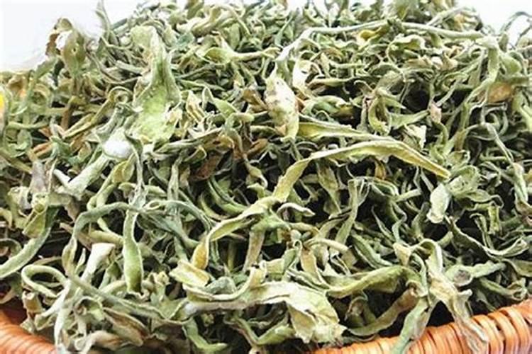 豆角出现卷叶,黄叶怎么回事？ 种植前有过没腐熟的鸡粪,还有出苗后,用过...