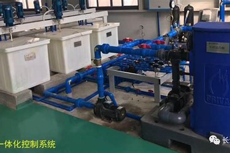 如何进行茄子的肥水管理？