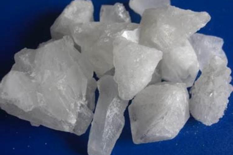 食用明矾的作用是什么？