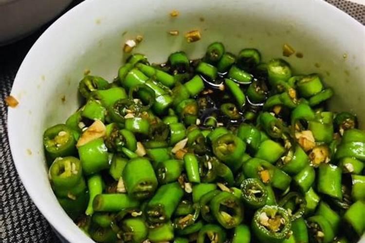 青瓦缸能腌咸菜吗？