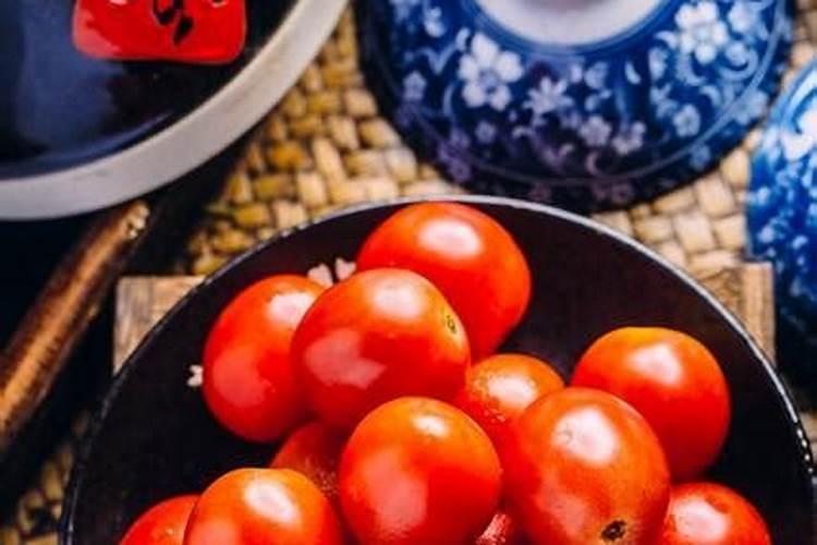 番茄上什么肥料产量高？番茄用什么叶面肥效果好？膨大素什么时间打？