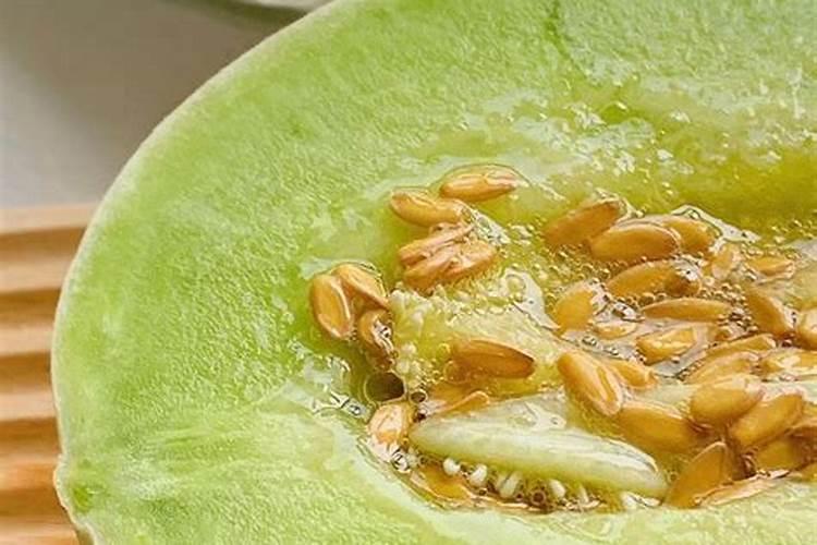 老家种植的甜瓜出现了大面积烂瓜现象,如何防治效果好呢？