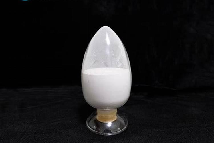 小麦浇反青水使含硝态氮含钾肥好还是尿素好