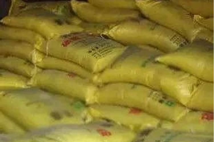花果安能与叶面肥混合吗
