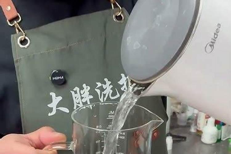 早熟禾氮肥过多叶尖发黄