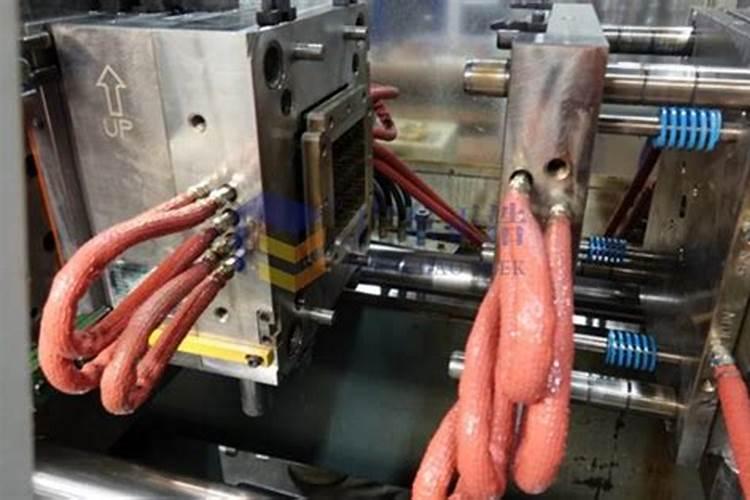 夏黑葡萄上色用什么药好？？？