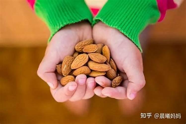吊兰多久施一次肥 吊兰需要多久施肥一次？