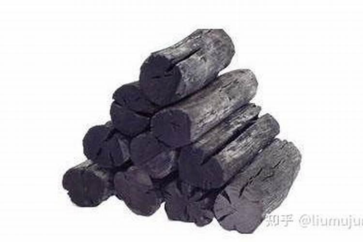 芦草烧成炭,是草木炭吗？