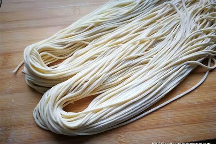 芹菜从植物学来讲有几个品种