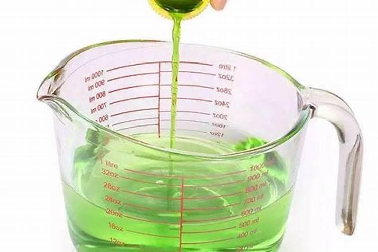 天堂鸟叶片枯黄发黑怎么办？