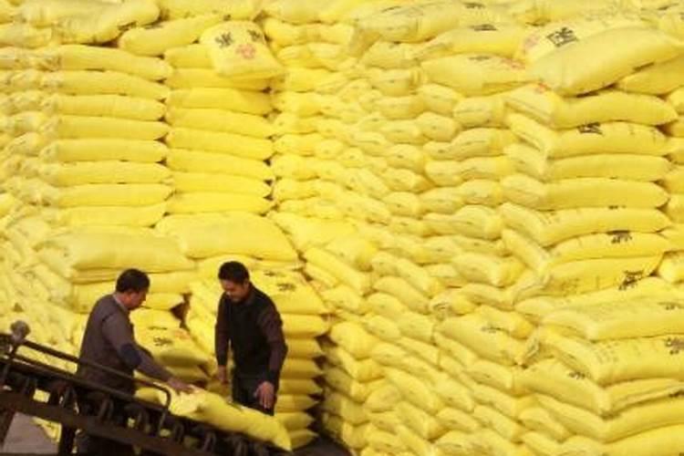 我想卖种子。化肥。农药。需要办什么手续。在哪进货。怎么进货。 知道...