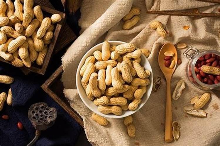 大棚西红柿定植后什么时候开始喷叶面肥？