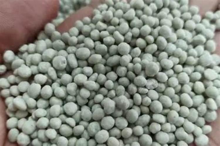 玉米叶面肥锌肥和磷酸二氢钾能混用吗