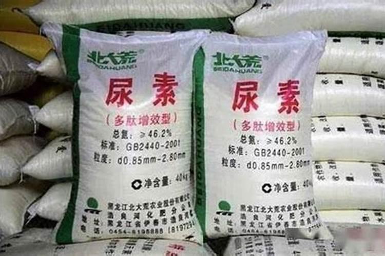 尿素能和农药一起打吗