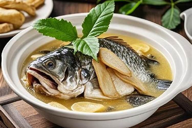 葡萄什么时间用鱼蛋白比较好？