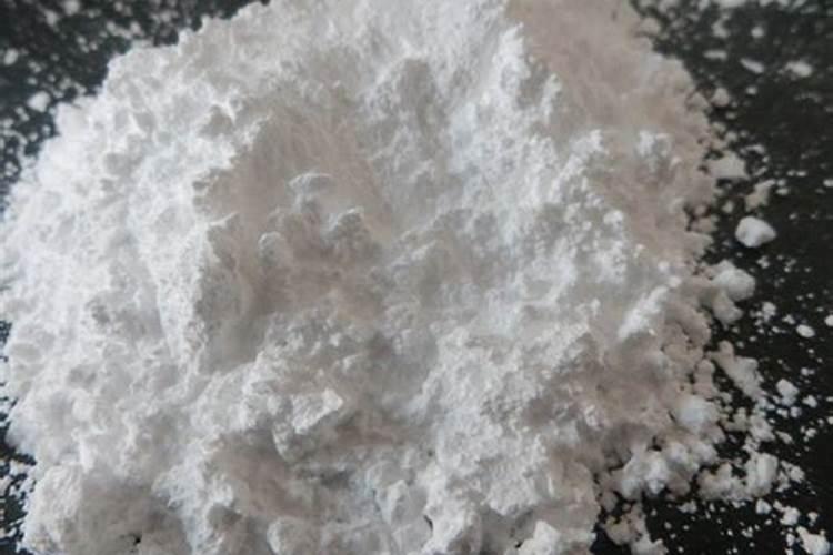 玉树什么肥养殖长得快,不同时期的施肥方法注意事项
