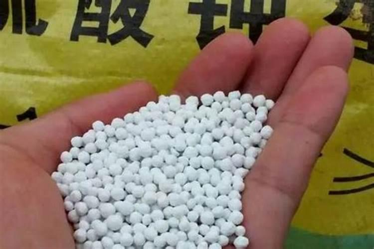 颗粒水溶肥有什么成分？大棚黄瓜用合适吗？