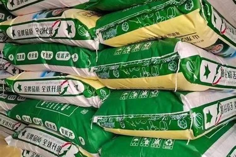 种菜复合肥怎么使用正确