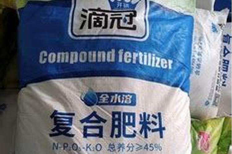 杜鹃花修剪过后施什么肥好 修剪好的杜鹃花叶片喷什么肥好