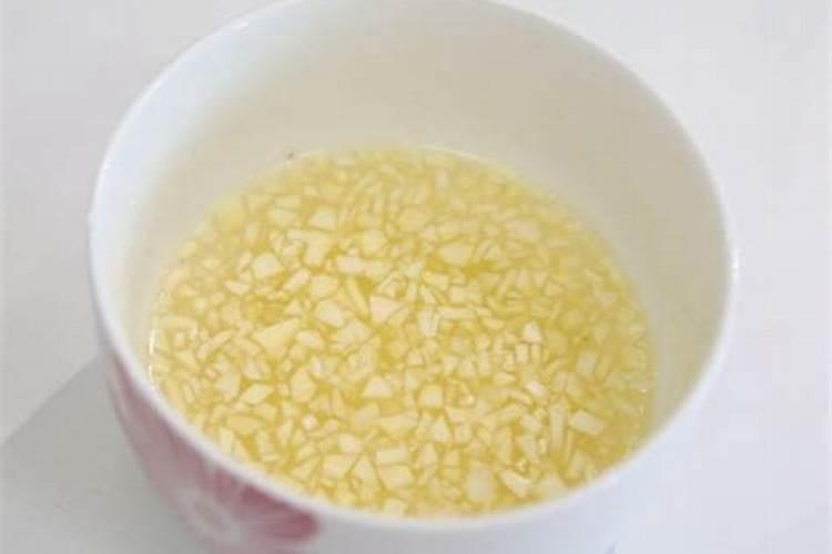 大蒜泡水是磷肥吗