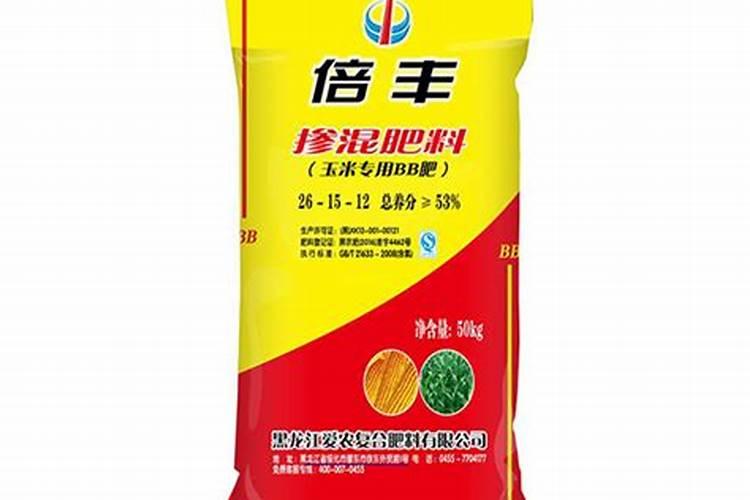 玉米快抽穗可以叶面喷施水溶肥和杀菌剂杀虫剂吗