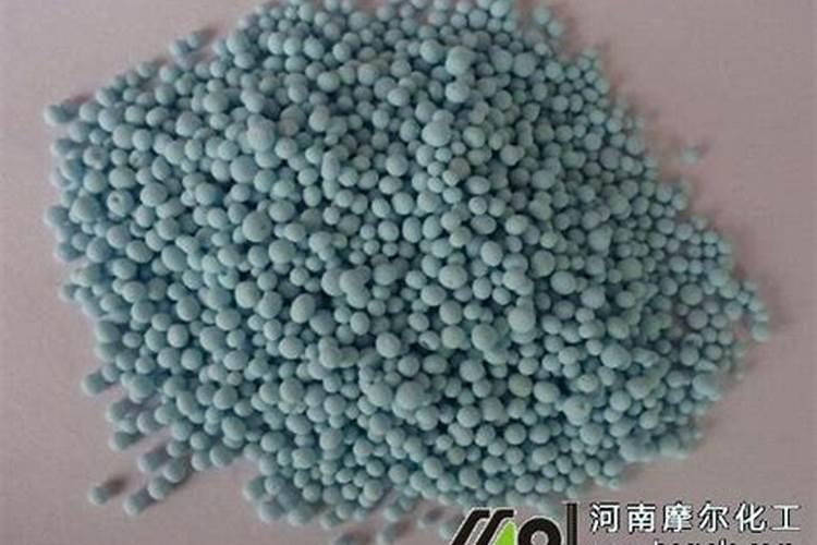 西红柿苗期控旺打什么