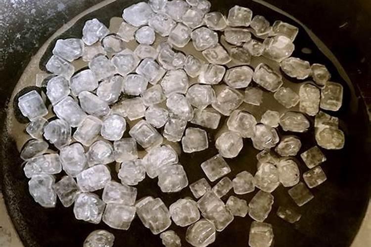 高钾肥冲水会结块吗