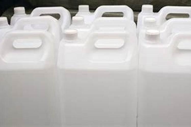 喷叶面肥加尿素正确方法