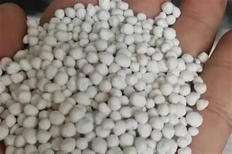 提倡有机肥与化肥配合施用