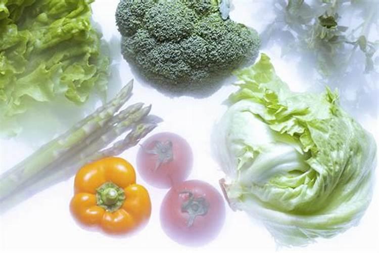 高效氯氟氰菊酯可以和叶面肥一起用吗