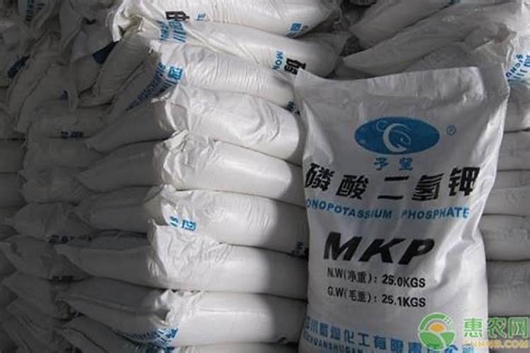 洋丰54%复合肥和蓝力士哪种好