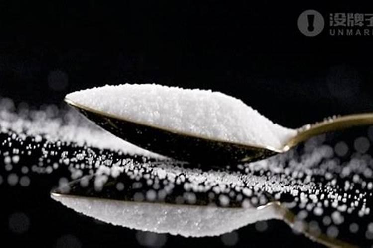 玉米与马铃薯套种可以用封地除草剂吗？