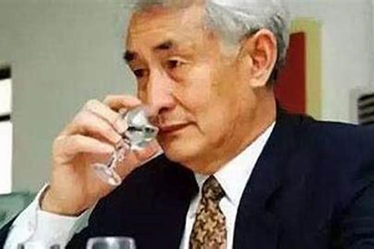 苹果和桃子到了膨大期该施什么化肥？