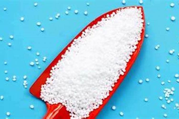 硝酸钾颗粒肥料怎么稀释为百分之一的浓度？