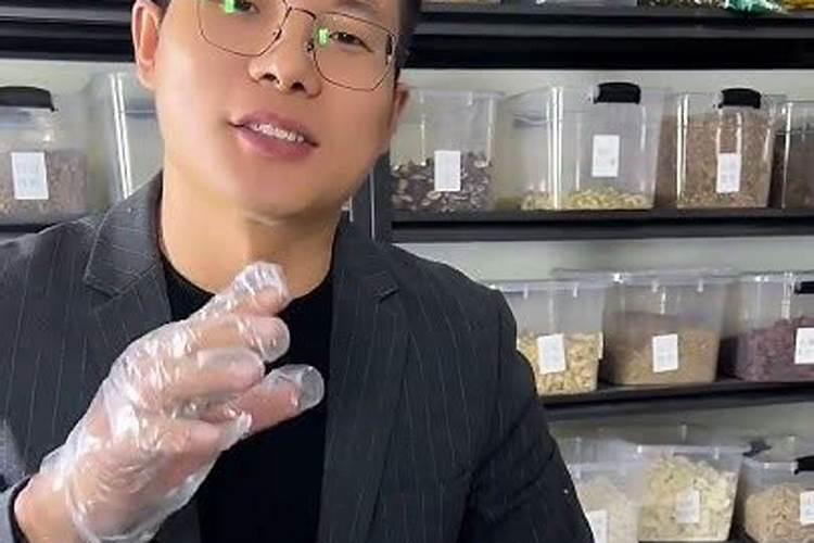 鱼蛋白和海藻精哪种好