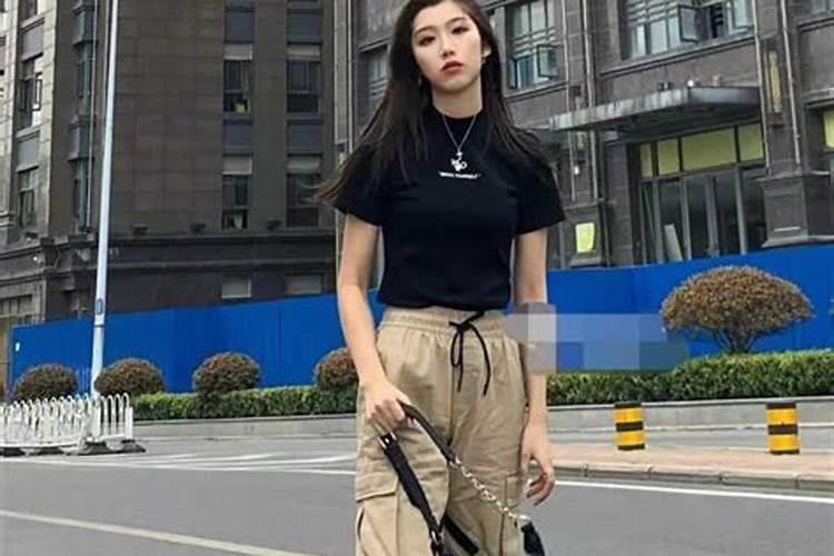 生长在水面上的藻类对生活在池塘中的生物会产生哪些影响