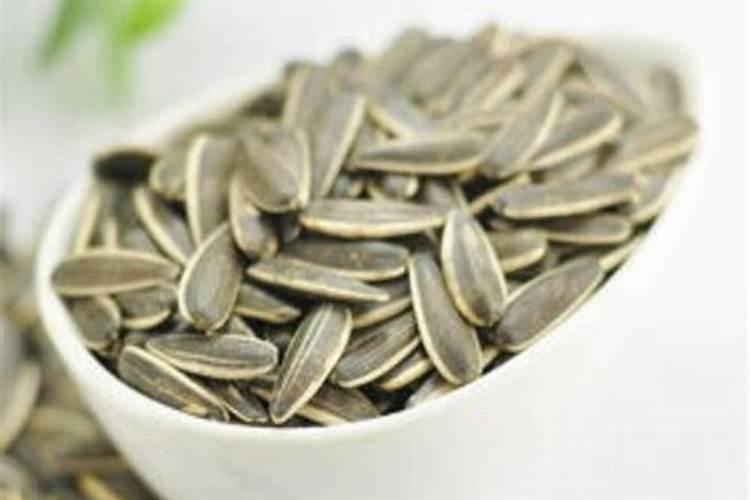 月季花用什么肥料？自制!