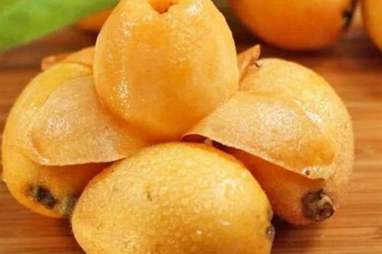 废弃的果皮蔬菜放在桶里自然腐烂后可以做肥吗？