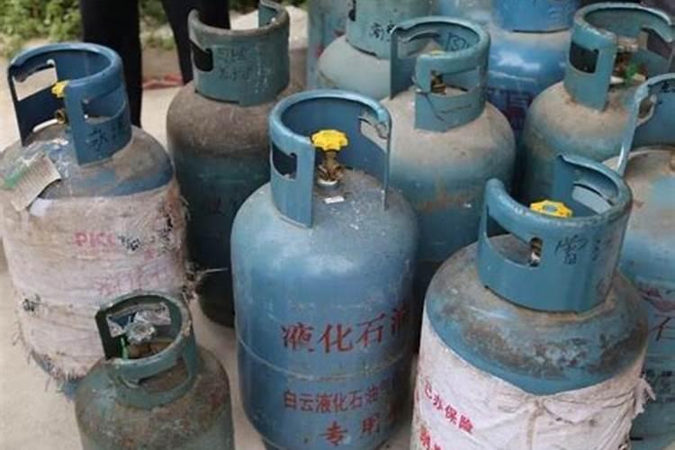 氯化铵为何容易结块结块后怎么处理