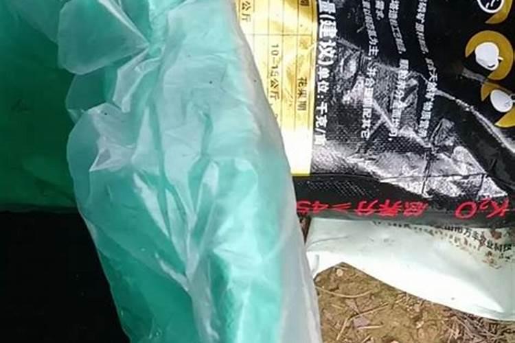 酸性土壤和碱性土壤这两种土壤各有什么元素比较多各