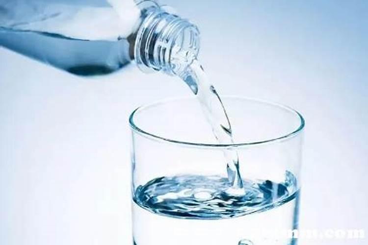 1.3千克的水平均有几杯？